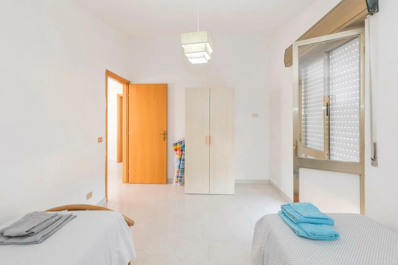 Casa vacanze Terrace&Relax Vistamare Villa Fontane Bianche Italia